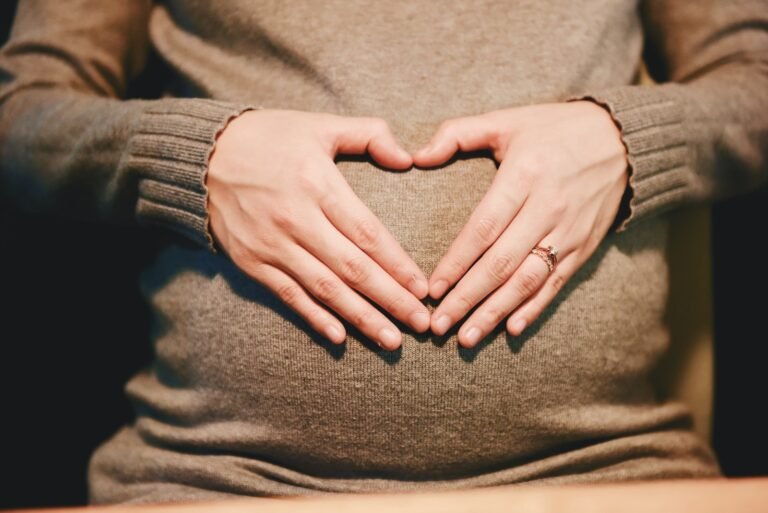 प्रेगनेंसी के शुरुआती लक्षण जानें जबरदस्त राज़ जो हैरान देंगे Learn the great secrets of early pregnancy that will surprise you